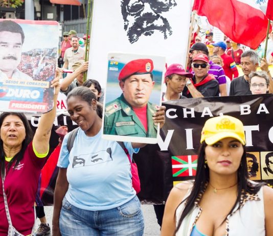 Many thousands of Venezuelans turned out last Wednesday to support President Maduro and the Venezuelan revolution. Credit: Prensa CRBZPRESIDENT  Nicolas Maduro has ordered the closure of Venezuela’s embassy and consulates in the US after Washington threw