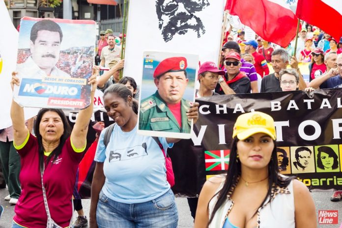 Many thousands of Venezuelans turned out last Wednesday to support President Maduro and the Venezuelan revolution. Credit: Prensa CRBZPRESIDENT  Nicolas Maduro has ordered the closure of Venezuela’s embassy and consulates in the US after Washington threw