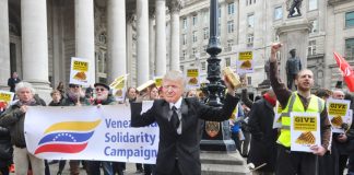 ‘No Blood for Oil’ chanted a lively picket of the Bank of England demanding the bank returns $1.3bn worth of gold to Venezuela